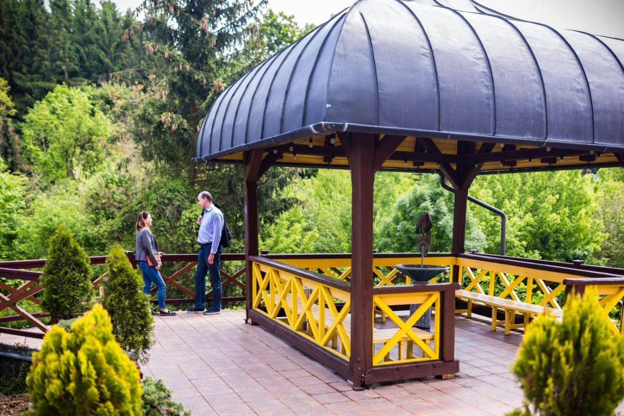 Luxury Spa & Wellness Vila Valaska Luhacovice Exterior photo